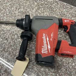 Milwaukee Fuel 1-1/8” SDS Plus Rotary Hammer 