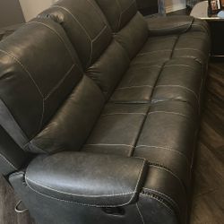 Entertainment Recliner Set 