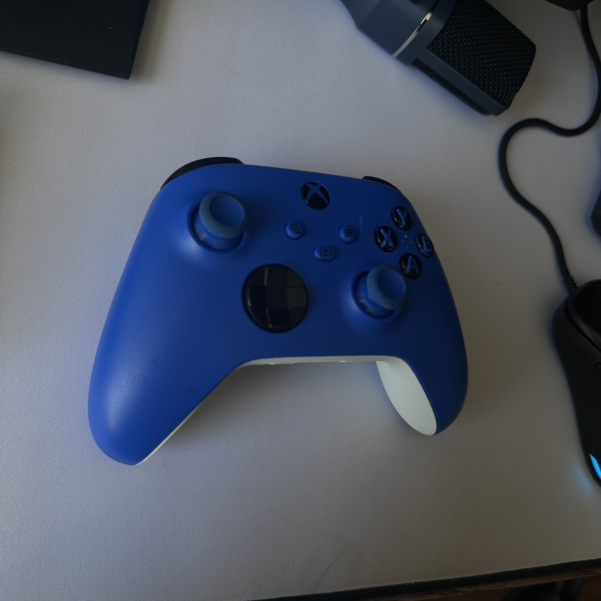 Xbox One Series Wireless Controller (Blue)