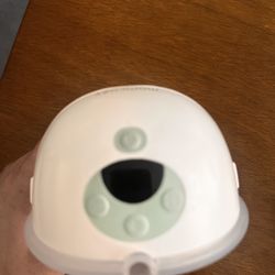 Momcozy M5 Breast Pump – Gently Used