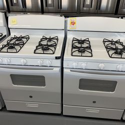 GE 30” Gas Range $599