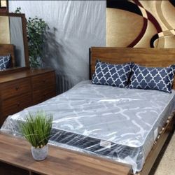 5 PC Mid Century Modern Style Bedroom Set (New)