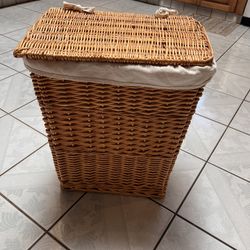 Baby Nursery Wicker Laundry Hamper Basket With Cream Color Cloth Liner