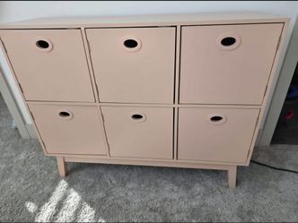 Girl Dresser