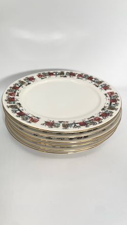 Lynn   Village Fine  China Dinner Plates Set of 6 Folk Art Houses Gold Trim