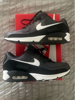 Brand new Men's Air max 90
