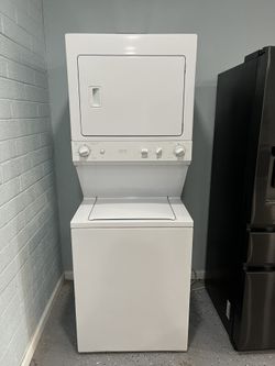 GE Laundry Center with Gas Dryer 🔥🧺