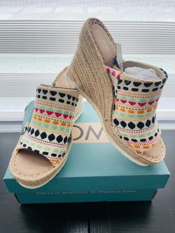 Toms Mule Wedge