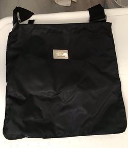 Excellent travel purse