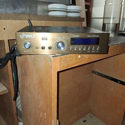 PYLE digital Stereo Amp/ Reciever