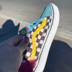 Vans 7.5 Women , Size 6 Men 