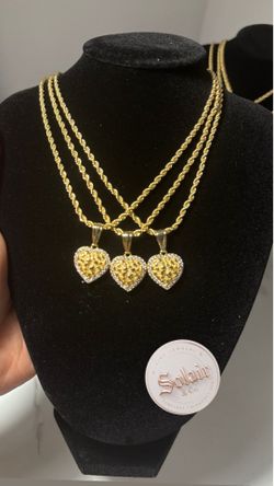 HRT NUGGET NECKLACE