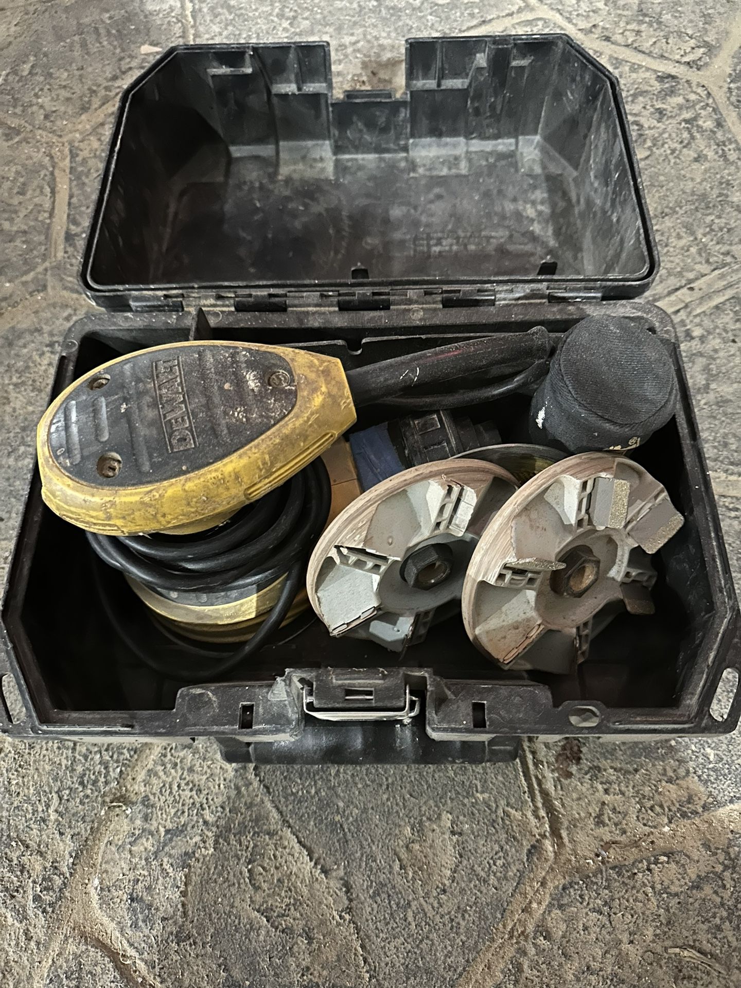 Dewalt Heavy Duty Sander