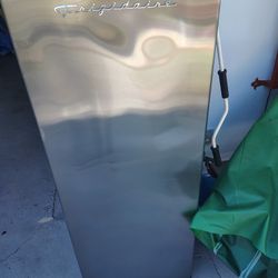 Free Freezer NOT WORKING AS IS FOR PARTS
