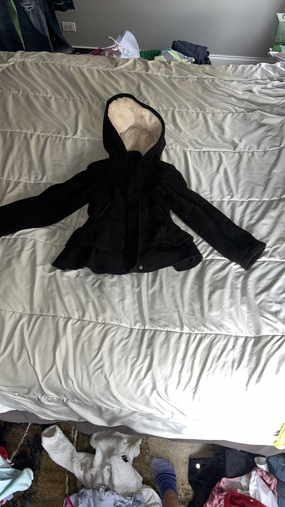 URBAN REPUBLIC Girls’ Jacket - Lightweight Fleece Coat with Sherpa Lined Hood size 5/6