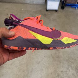Nike freaks Giannis Shoe