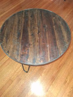 Circular Table