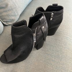 Women’s Booties 