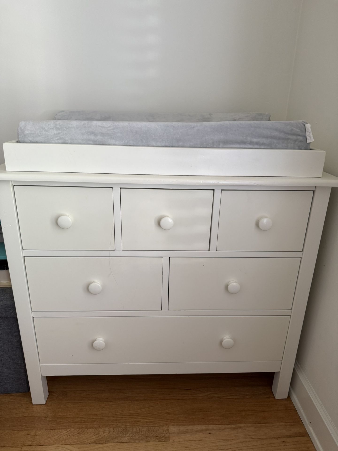 Kendall 6-Drawer Dresser & Topper Set (38w x 19d")