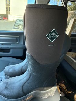 Muck boots