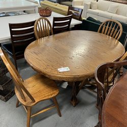 Oval Dining table And Chairs Set (in Store) 