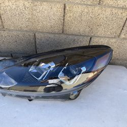 Ford Escape Headlight 2020-2023, Ford Escape Headlamp, OEM ORIGINAL FORD PART, driver side Headlight 