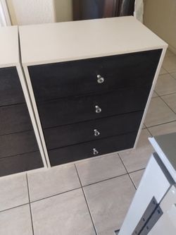 4 DRAWER CHEST OF DRAWERS( 2 AVAILABLE)