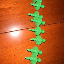 8 Vintage Pampered Chef green plastic corn cob nob holders, model #2455