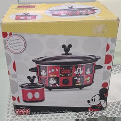 Disney Mickey Mouse Slow Cooker with Dipper