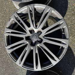 Genuine Audi Wheels 20x9