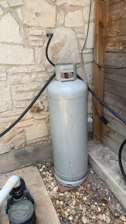 100lb propane full tank