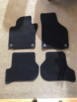 VW Golf floor mat set (Mark VI)