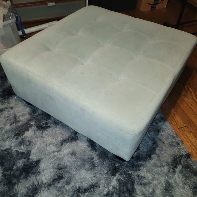 Neutral Upholstered Ottoman – Tufted Top, Multi-Use Accent Piece
