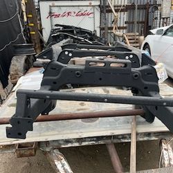 Truck Frame For 4 Doors Crew Cab Colorado Or Cayon 15-22