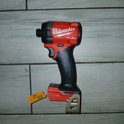Milwaukee M18 Fuel Impact 1/4 