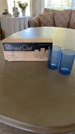 The Pampered Chef Tumbler Set