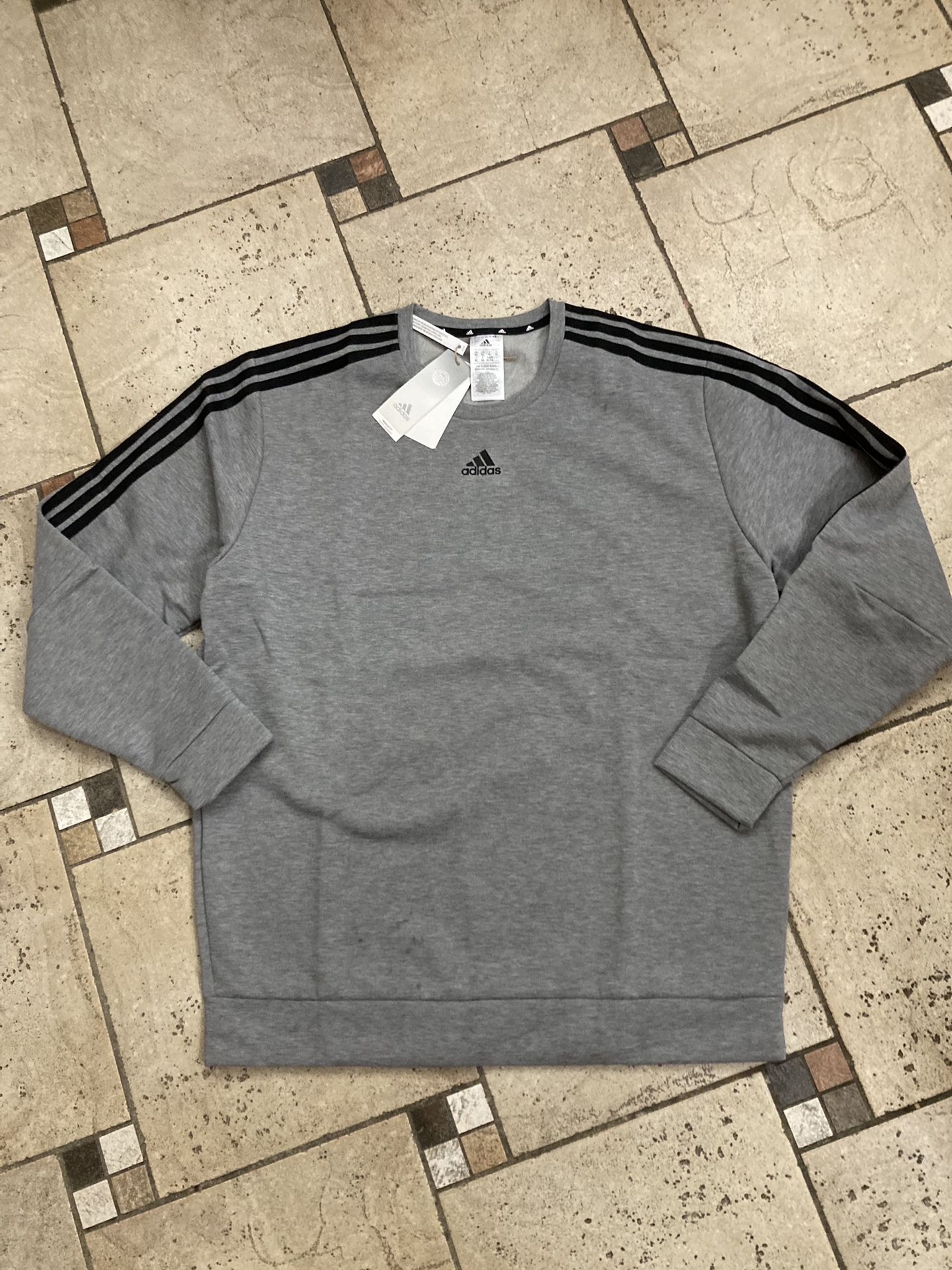 NWT Adidas Men’s Sweatshirt Gray Size XL