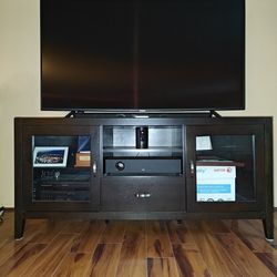 23x 59x 28 Tall TV Stand