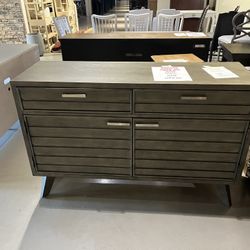 Credenza