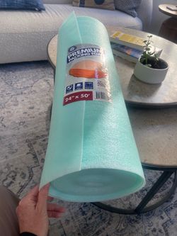 Packing foam roll