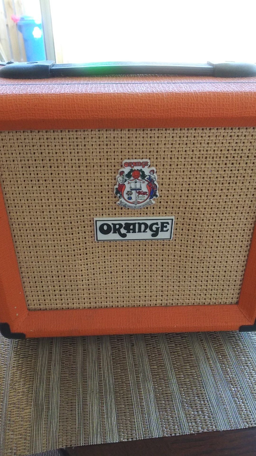 Orange Amplifiers Crush Mini 3W 1x4 Guitar Combo Amp Orange