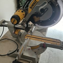 Dewalt Sliding Miter Saw