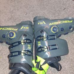 Snow Bord Boots Size 11 Or 12