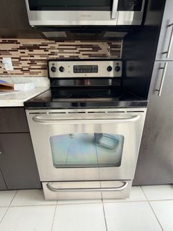GE 30 inch Range
