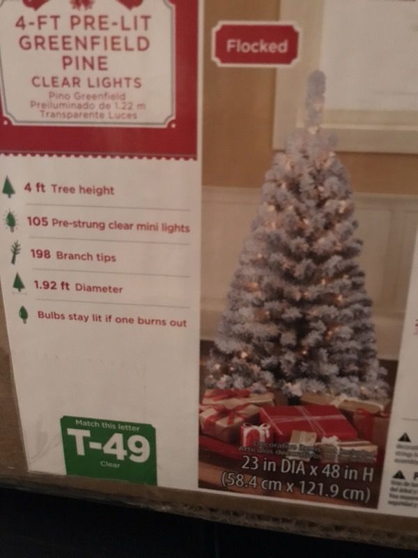 4 ft pre lit christmas tree