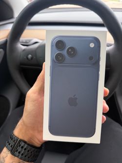 iPhone 17 pro max Brand new