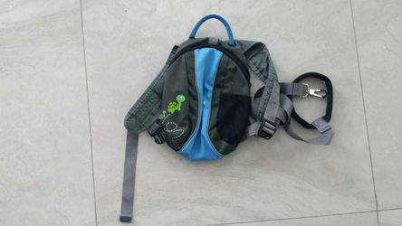 Holding backpack for toddler