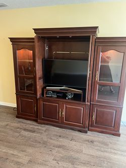 FREE FREE. Entertainment Center. Mint Condition