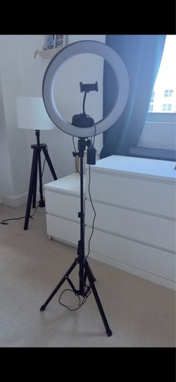 Ring light