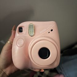 Polaroid camera 